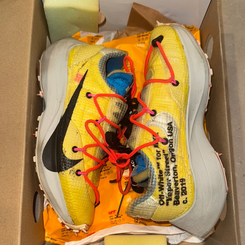 Off-White/ Nike Yellow and Black Sneakers Bold Design